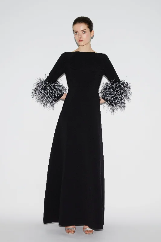 REIGN GOWN BLACK CREPE